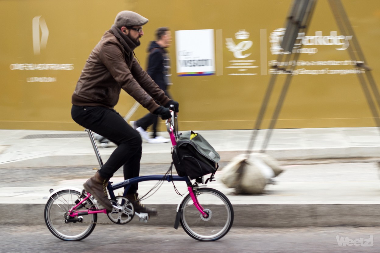 Velo pliant dans le metro